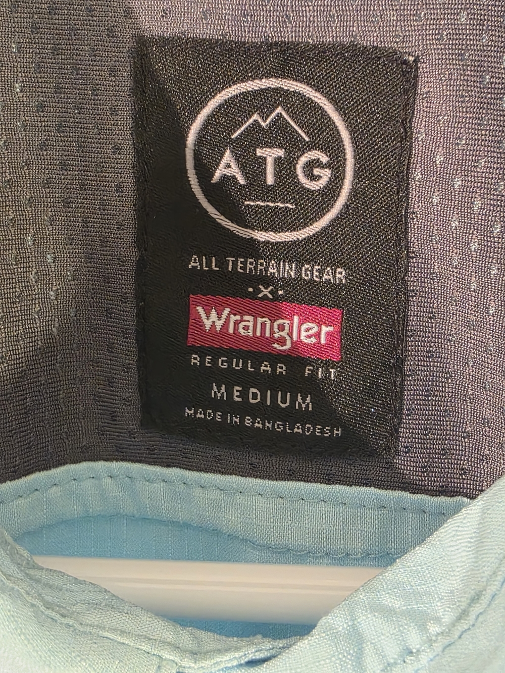 Wrangler "ATG" UPF Rated 50, Vented, Moisture Wick SS Shirt Ocean Blue, Sz Med - Picture 4 of 5